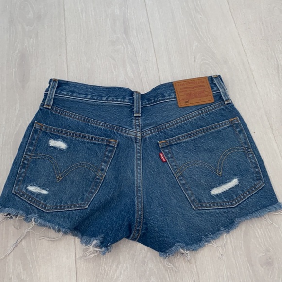 Levi’s jean shorts - Picture 2 of 3